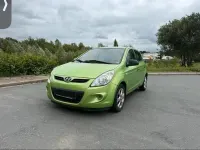 Gebraucht Hyundai i20 86 PS (63 kW) 2012 Grün Kleinwagen