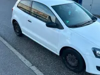 Gebraucht VW Polo 75 PS (55 kW) 2012 Weiß Kleinwagen