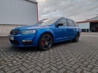 Second-hand Skoda Octavia RS 220 CP (161 kW) 2015 Albastru Hatchback