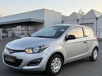 Gebraucht Hyundai i20 Edition 86 PS (63 kW) 2015 Silber