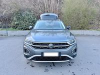 Gebraucht VW T-Roc Style 150 PS (110 kW) 2024 Grau SUV