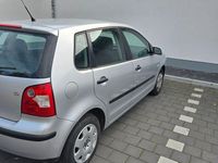 Gebraucht VW Polo Trendline 64 PS (47 kW) 2003 Silber Limousine
