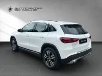 Gebraucht Mercedes GLA180 Advanced 136 PS (100 kW) 2025 Unilack polarweiß SUV