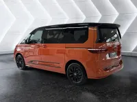Nowe VW Multivan Edition 150 KM (110 kW) 2026 Pomarańczowy Minivan