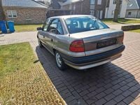 Second-hand Opel Astra 75 CP (55 kW) 1995 Gri Break