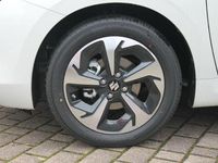 Neu Suzuki Swift Club 83 PS (61 kW) 2025 Weiß Kleinwagen