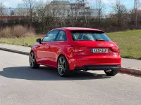 Używany Audi A1 S-Line 95 KM (69 kW) 2017 Czerwony Hatchback