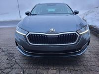 Gebraucht Skoda Octavia First Edition 150 PS (110 kW) 2021 Grau Kombi