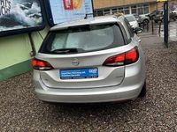 Gebraucht Opel Astra Selection 101 PS (74 kW) 2017 Grau Kombi