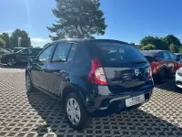 Gebraucht Dacia Sandero Basis 75 PS (55 kW) 2012 Blau Limousine