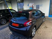 gebraucht Peugeot 208 1.6 HDi STOP & START