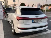Gebraucht Audi e-tron Advanced Plus 230 kW (313 PS) 2022 Weiß SUV