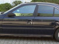 Gebraucht BMW 528 193 PS (141 kW) 1997 Blau Limousine