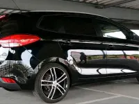 Gebraucht Kia Carens 140 PS (102 kW) 2015 Schwarz Van / Kleinbus