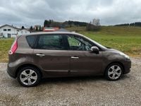 Gebraucht Renault Scénic III 130 PS (95 kW) 2010 Braun Van / Kleinbus