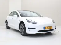 Second-hand Tesla Model 3 Standard Range 225 kW (306 CP) 2020 Alb Berlinǎ