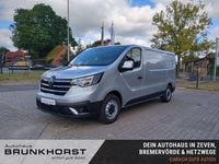 Neu Renault Trafic 170 PS (125 kW) 2025 Silber Van / Kleinbus