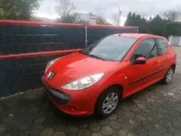 Gebraucht Peugeot 206+ 60 PS (44 kW) 2009 Rot Kleinwagen