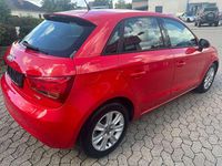 Gebraucht Audi A1 Attraction 122 PS (89 kW) 2015 Misanorot Kleinwagen