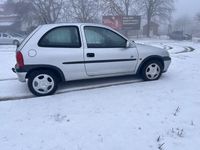 Gebraucht Opel Corsa 65 PS (47 kW) 1998 Silber Kleinwagen