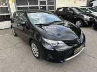 Gebraucht Toyota Auris Cool 99 PS (72 kW) 2015 Mysticschwarz mica Kleinwagen