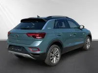 Gebraucht VW T-Roc 150 PS (110 kW) 2025 Blau SUV