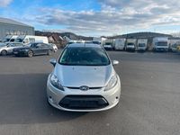 Gebraucht Ford Fiesta 60 PS (44 kW) 2010 Silber Kleinwagen