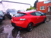 Gebraucht Renault Mégane Coupé Dynamique 110 PS (80 kW) 2009 Rot Coupé
