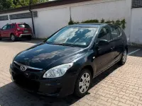 Gebraucht Hyundai i30 116 PS (85 kW) 2008 Schwarz Kombi