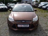 Gebraucht Ford Focus SYNC Edition 125 PS (91 kW) 2014 Braun Limousine
