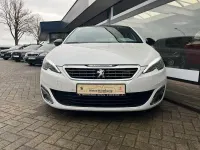 Gebraucht Peugeot 308 Allure GT-Line 150 PS (110 kW) 2015 Weiß Limousine