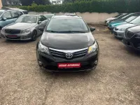 Gebraucht Toyota Avensis Life 147 PS (108 kW) 2013 Schwarz Kombi