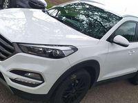 gebraucht Hyundai Tucson blue 1.6 GDi 2WD Navi