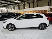 Neu Hyundai i30 N Line 150 PS (110 kW) 2026 Weiss Limousine