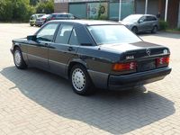 Gebraucht Mercedes 190 118 PS (86 kW) 1989 Schwarz Limousine