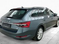 Gebraucht Skoda Superb Style 218 PS (160 kW) 2022 Grau Kombi