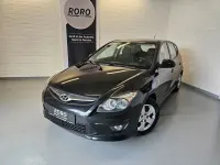 Gebraucht Hyundai i30 Classic 105 PS (77 kW) 2010 Schwarz Limousine