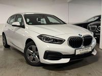 Gebraucht BMW 118 Advantage 136 PS (100 kW) 2023 Weiß Kleinwagen