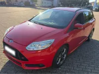 Gebraucht Ford Focus ST 250 PS (183 kW) 2012 Rot Kombi