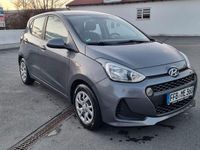 Gebraucht Hyundai i10 67 PS (49 kW) 2017 Grau Kleinwagen
