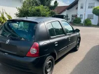 Gebraucht Renault Clio II 75 PS (55 kW) 2004 Schwarz Kleinwagen