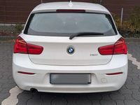 Gebraucht BMW 116 Advantage 109 PS (80 kW) 2017 Weiß Kleinwagen