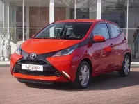 Second-hand Toyota Aygo 69 CP (50 kW) 2016 Roșu Hatchback