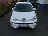 Second-hand VW up! 60 CP (44 kW) 2019 Alb Hatchback