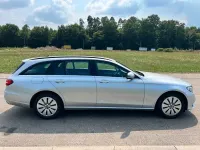 Gebraucht Mercedes E220 194 PS (142 kW) 2018 Silber Kombi
