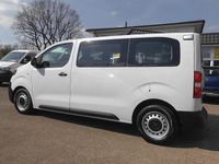 Gebraucht Opel Vivaro 120 PS (88 kW) 2023 Weiß Van / Kleinbus