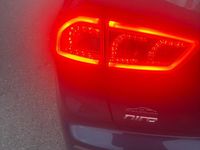 Gebraucht Kia Niro 141 PS (103 kW) 2018 Blau SUV