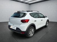 Gebraucht Dacia Sandero Stepway 101 PS (74 kW) 2023 Weiß Kleinwagen