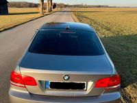 Gebraucht BMW 320 170 PS (125 kW) 2010 Grau Coupé