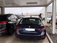 Gebraucht BMW 320 Efficient Dynamics 190 PS (139 kW) 2021 Blau Kombi